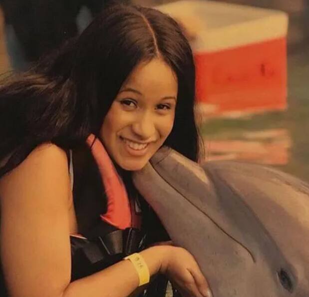 Cardi B without makeup: photos that show how she looks like - Tuko