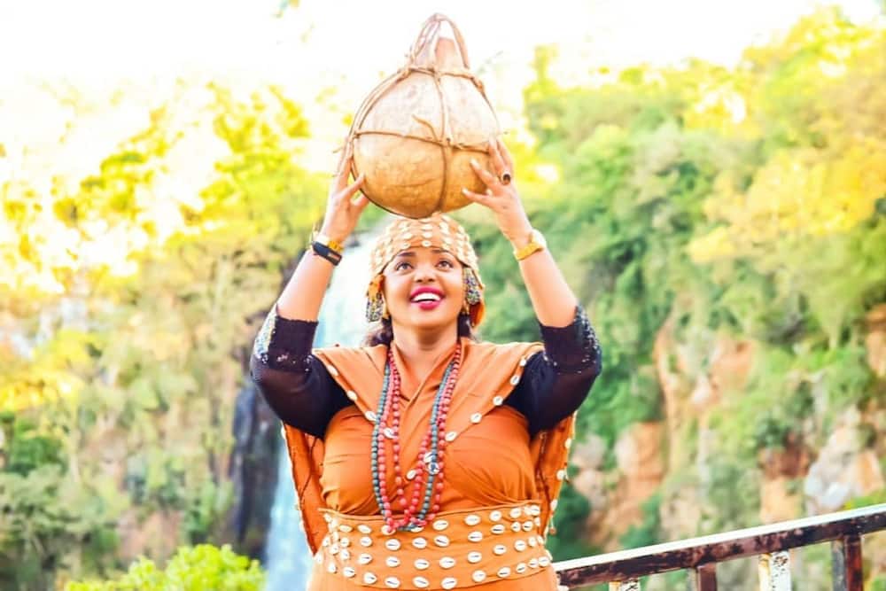 Flamboyant pastor Natasha stuns in traditional Kikuyu outfits during mother-daughter shoot Flamboyant pastor Natasha stuns in traditional Kikuyu outfits during mother-daughter shoot