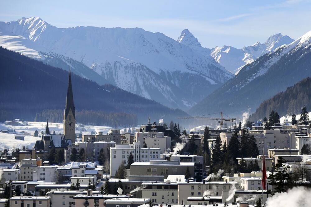Hundreds of political leaders, CEOs and investors will swarm the Swiss village of Davos next week for the World Eonomic Forum
