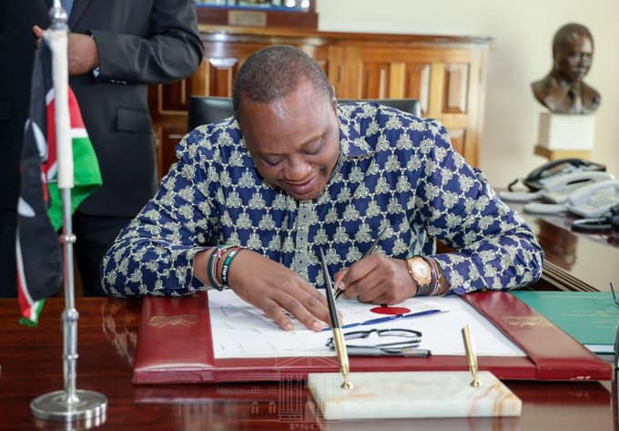 X photos of Uhuru's colourful designer shirts that have left Kenyans admiring his fine taste
