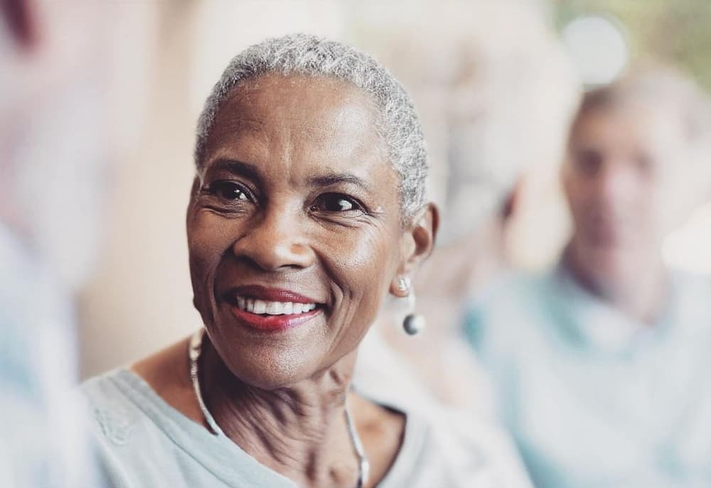 Natural hairstyles for a 60-year-old black woman