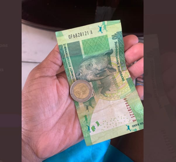 12-year-old girl gives mom KSh 100 after hearing her say she's broke