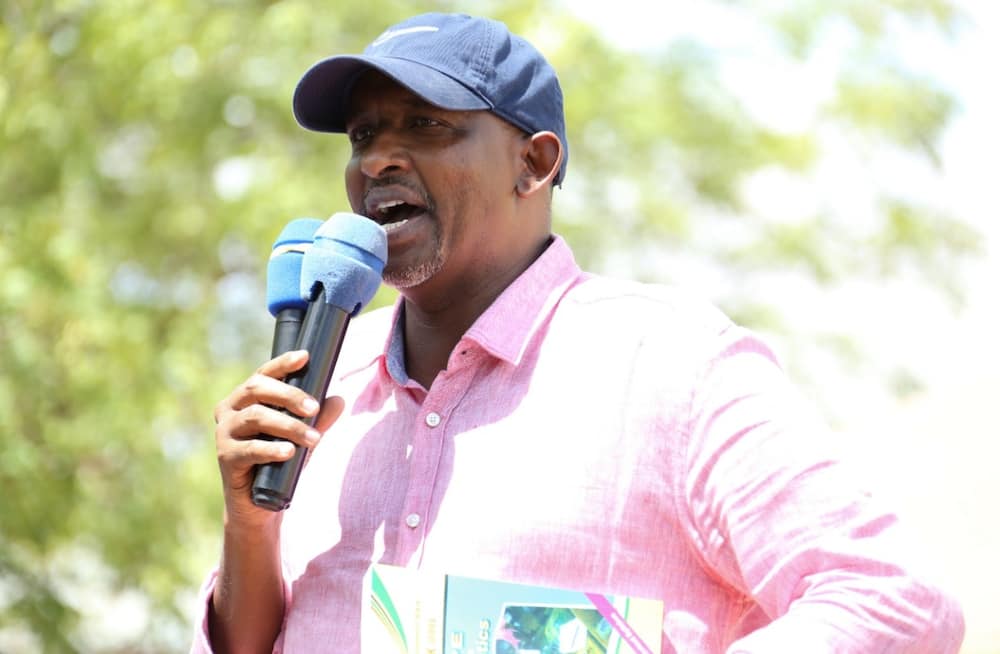 Aden Duale awataka Uhuru, Raila wasitishe kampeni za BBI