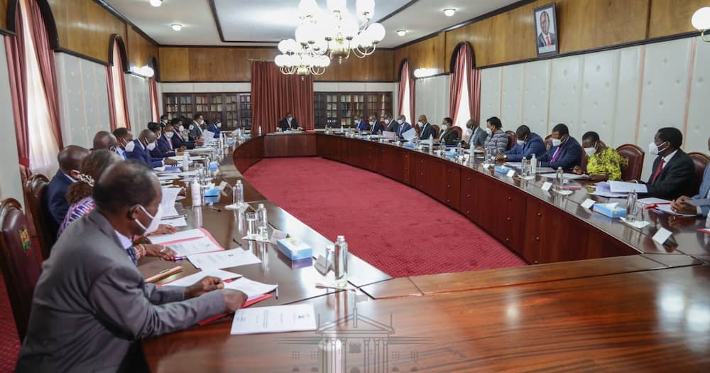 William Ruto no show in Uhuru chaired Cabinet meeting that approved security advisory measures
