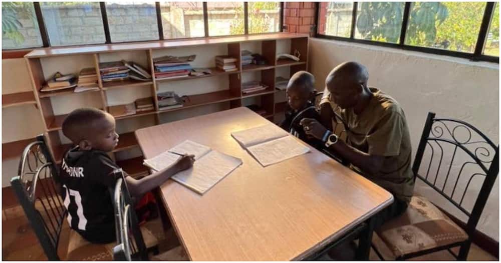 Eliud Kipchoge adorably bonds with his two kids, helps them with schoolwork.
