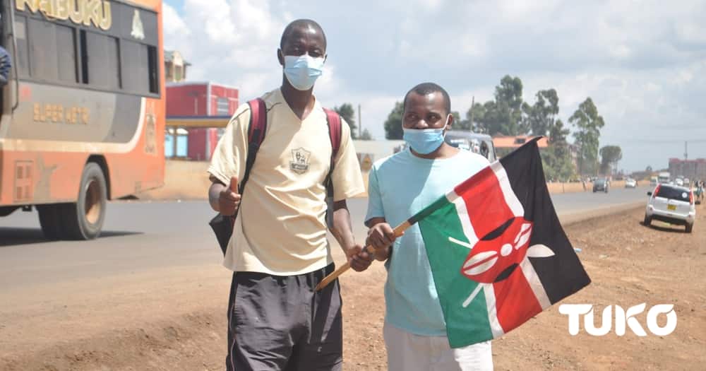 Eldoret Man, 50, walks 319km to Nairobi to warn Kenyans about Omicron.