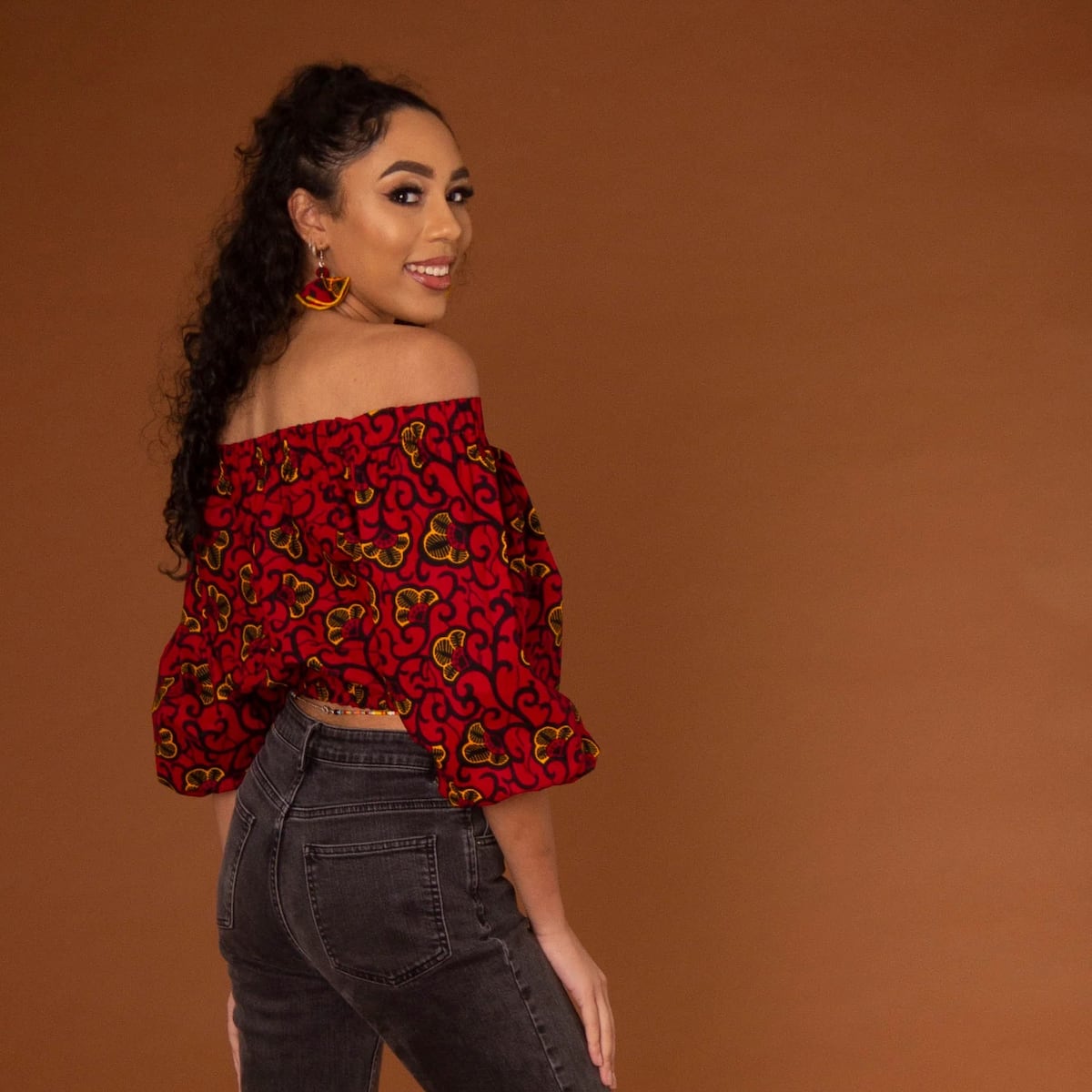 Off shoulder best sale ankara blouse styles