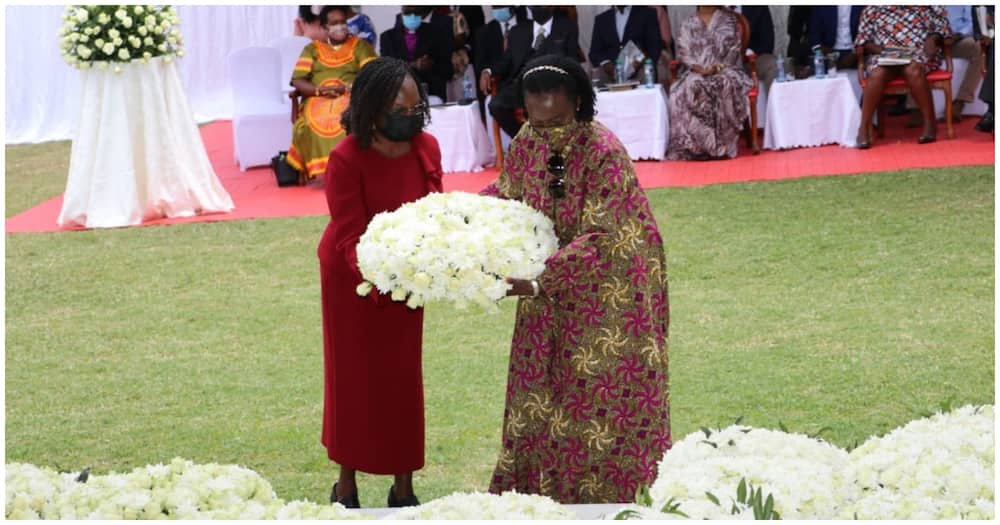 Martha Karua called out Uhuru Kenyatta, William Ruto for exchanging words publicly.