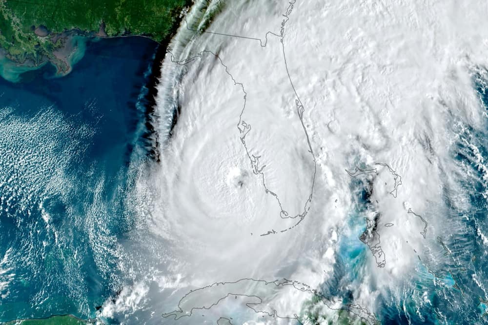 Hurricane Ian approaching Florida, as seen by a NOAA satellite
