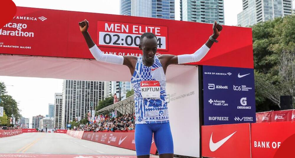 Kelvin Kiptum: Emotional Video of Kenyan Marathoner Breaking Kipchoge's ...
