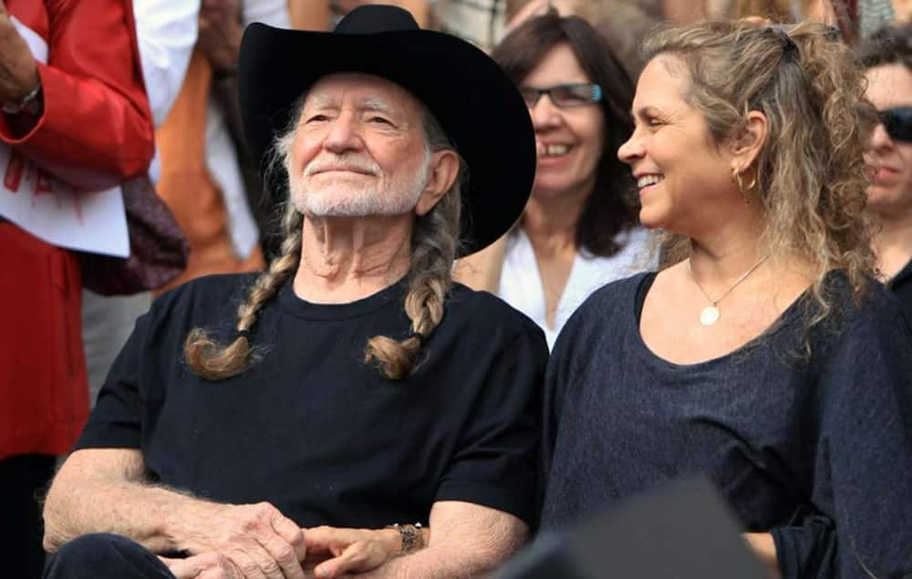 Willie Nelson's net worth and other details about his personal