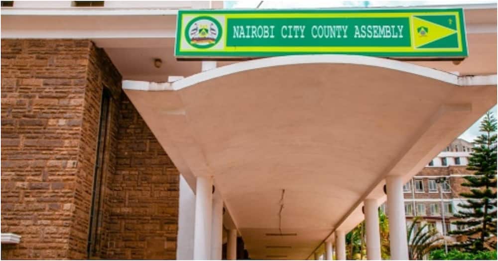 Over 100 Nairobi county staff locked out of office after reporting to work late