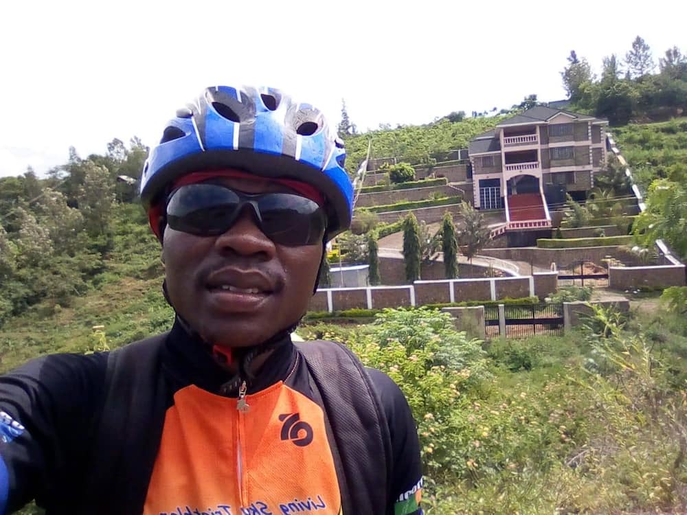 JKUAT university student cycles over 500 km to encourage use of bicycles in Kenyan cities and towns