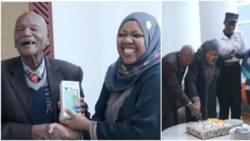 Safaricom Flies Man Who Thanked Them for Birthday Messages, Gifts Him Cake: "Niliruka kweli"