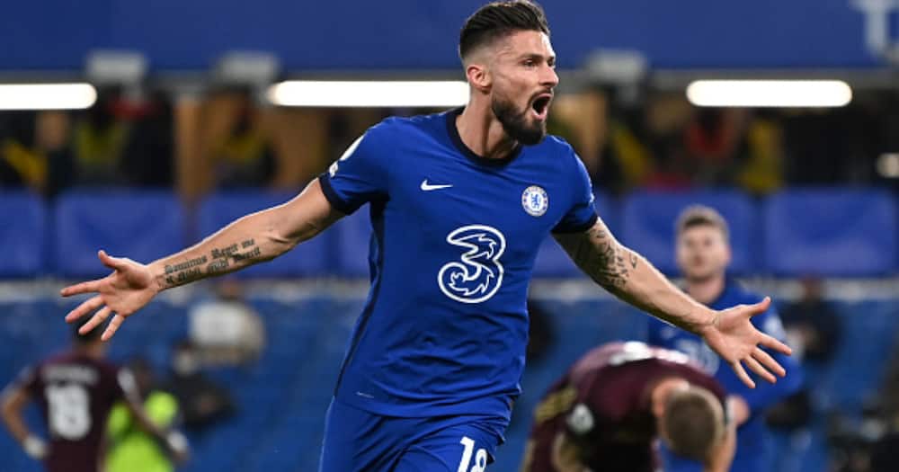 Olivier Giroud of Chelsea celebrates after scoring their team's first goal during the Premier League match between Chelsea and Leeds United at Stamford Bridge on December 05, 2020 in London, England. (Photo by Daniel Leal-Olivas - Pool/Getty Images)
