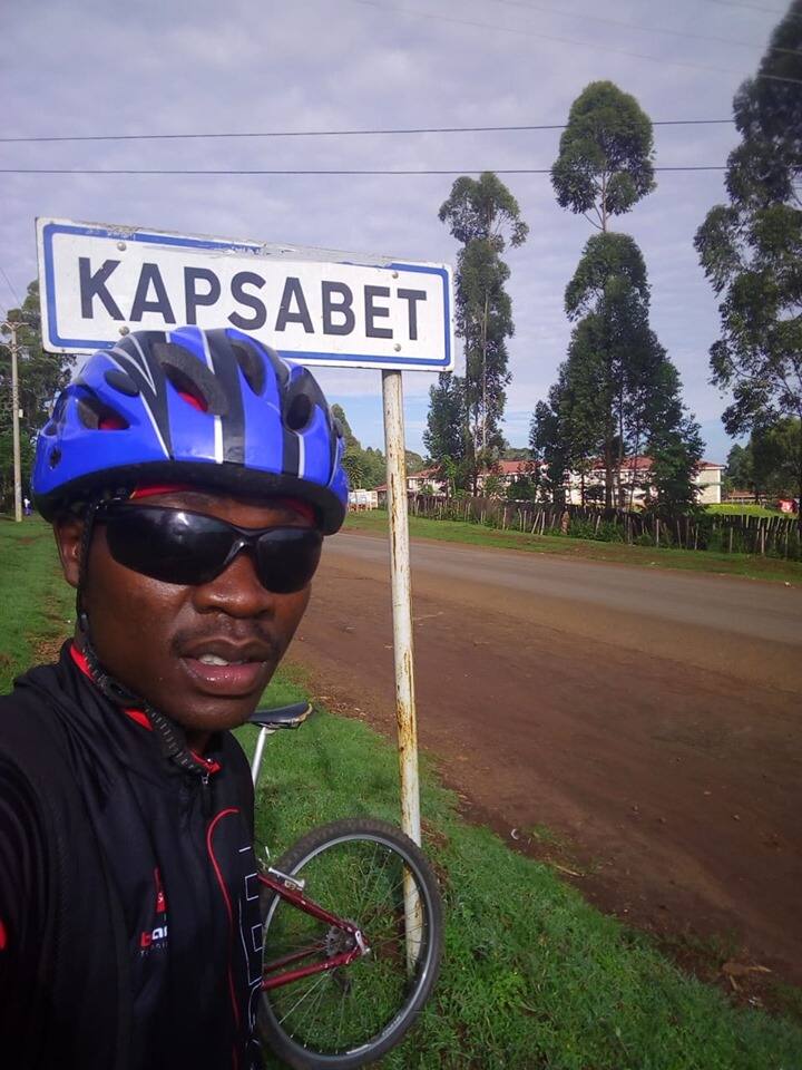 JKUAT university student cycles over 500 km to encourage use of bicycles in Kenyan cities and towns