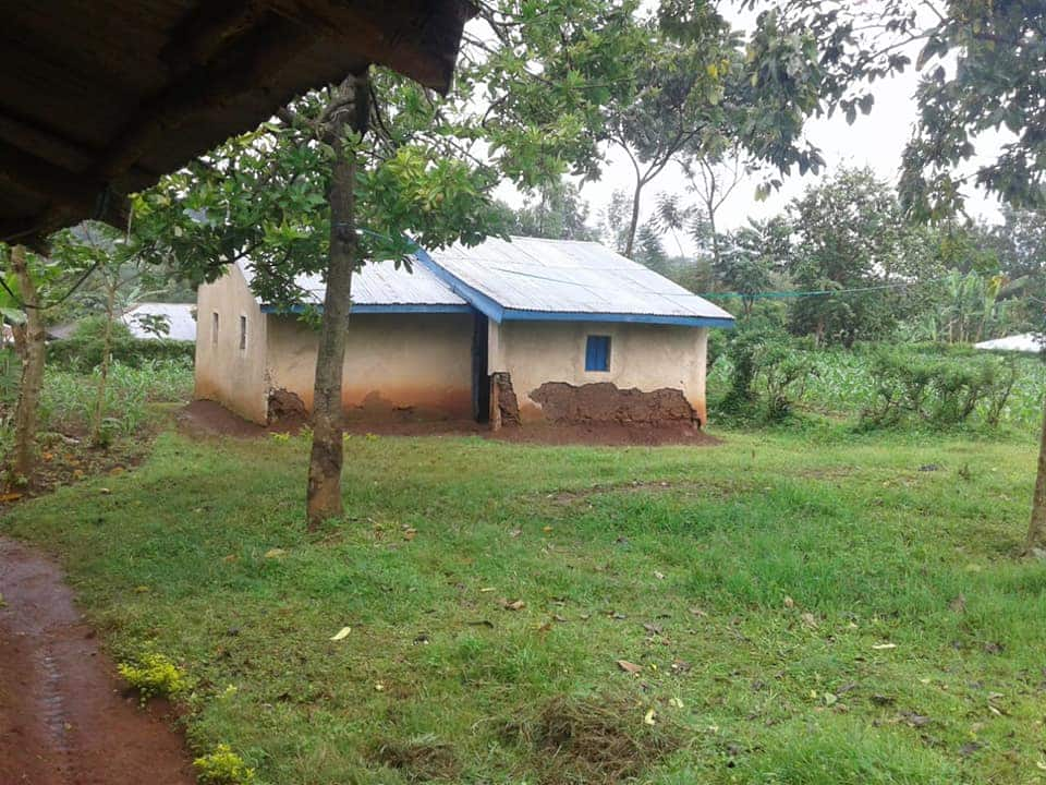 Kenyan woman builds beautiful house in memory of late mum