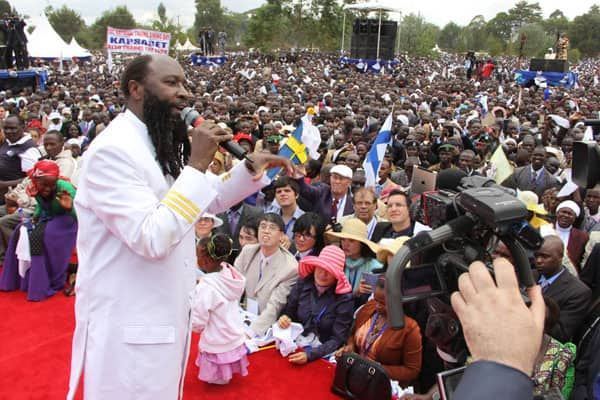 Journalistsâ union wants Prophet Owuor, Pastor Ng'ang'a investigated for threatening journalists