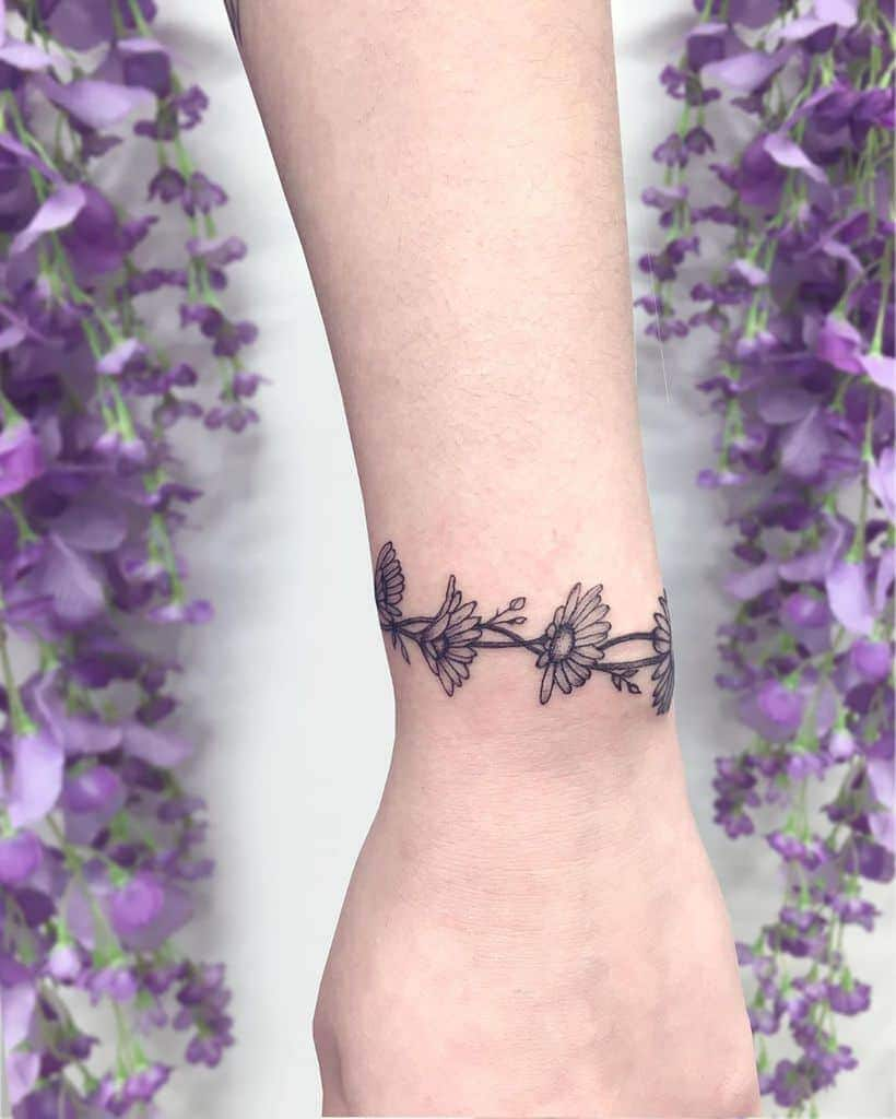 Ankle bracelet tattoo - Tattoo Designs for Women - Ankle bracelet tattoo