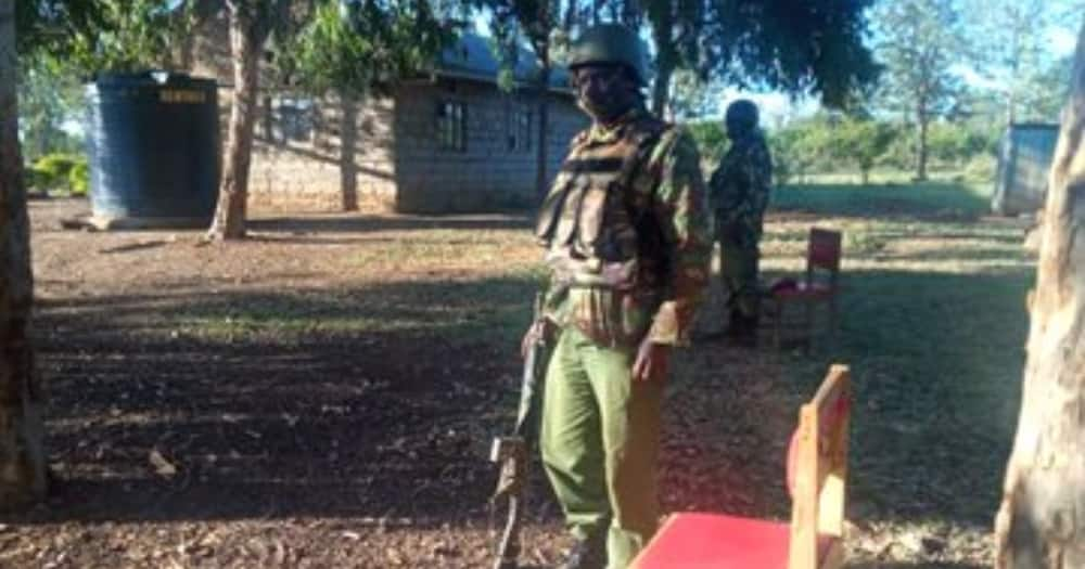 Security officers manning a school. Photo: National Police Service.