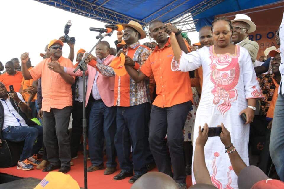 BBI Kakamega: Waiguru na Kamanda wajipata peke yao