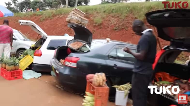 Sleek BMW, Mercedes, Prado owners throw pride aside, sell groceries from their vehicles as COVID-19 bites