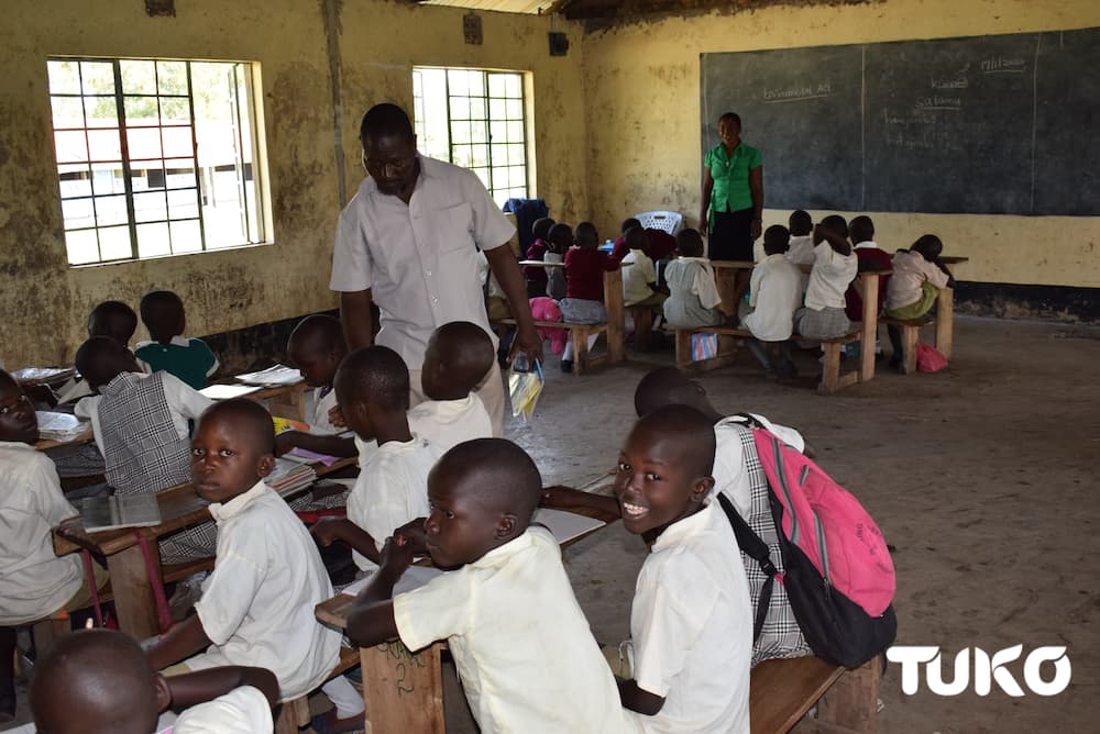 Homa Bay: Pupils forced to leave school as government declares classrooms unsafe
