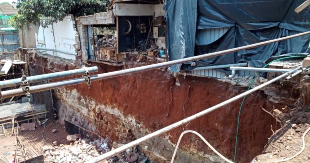 The Wall of a building collapsed. Photo: Citizen Digital.