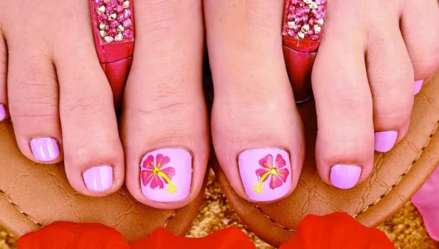 Tropical flower nails