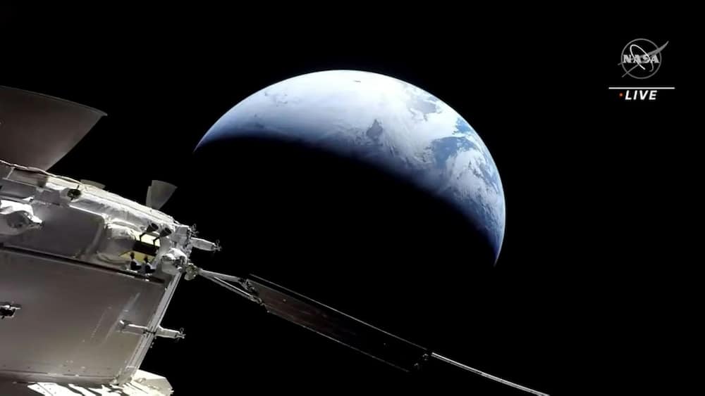 NASA Orion capsule splashdown Pacific after uncrewed journey around the Moon
