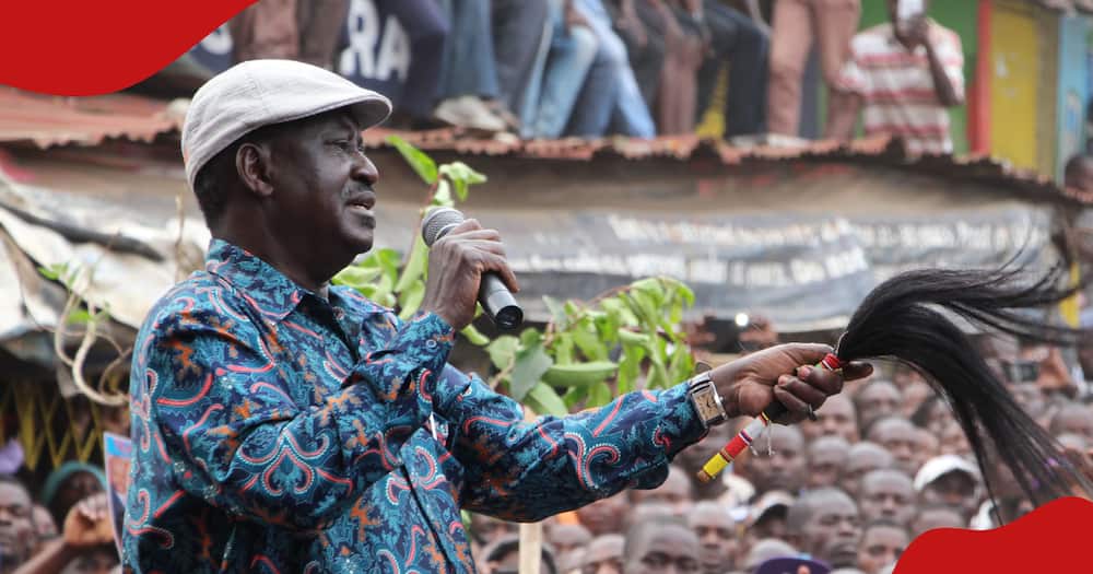 Raila Odinga addresses some of his supporters.