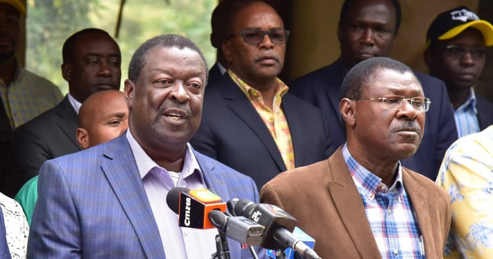 Musalia Mudavadi (left) asked the gov't to come out clean on auctioning of Kenyan ports.