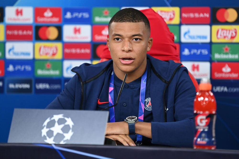 Kylian Mbappe Descent Parents Girlfriends Net Worth Salary