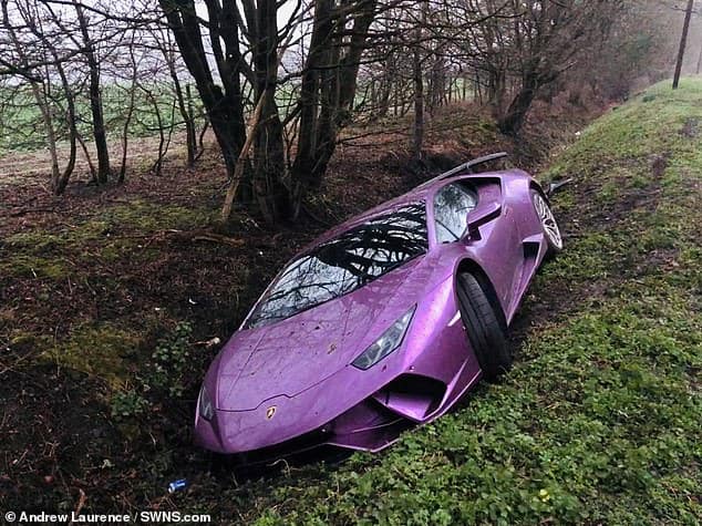 London bitcoin tycoon crashes KSh 35.7 million lamborghini into a ditch