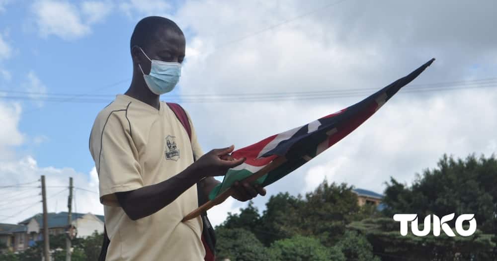 Eldoret Man, 50, walks 319km to Nairobi to Warn Kenyans about Omicron.