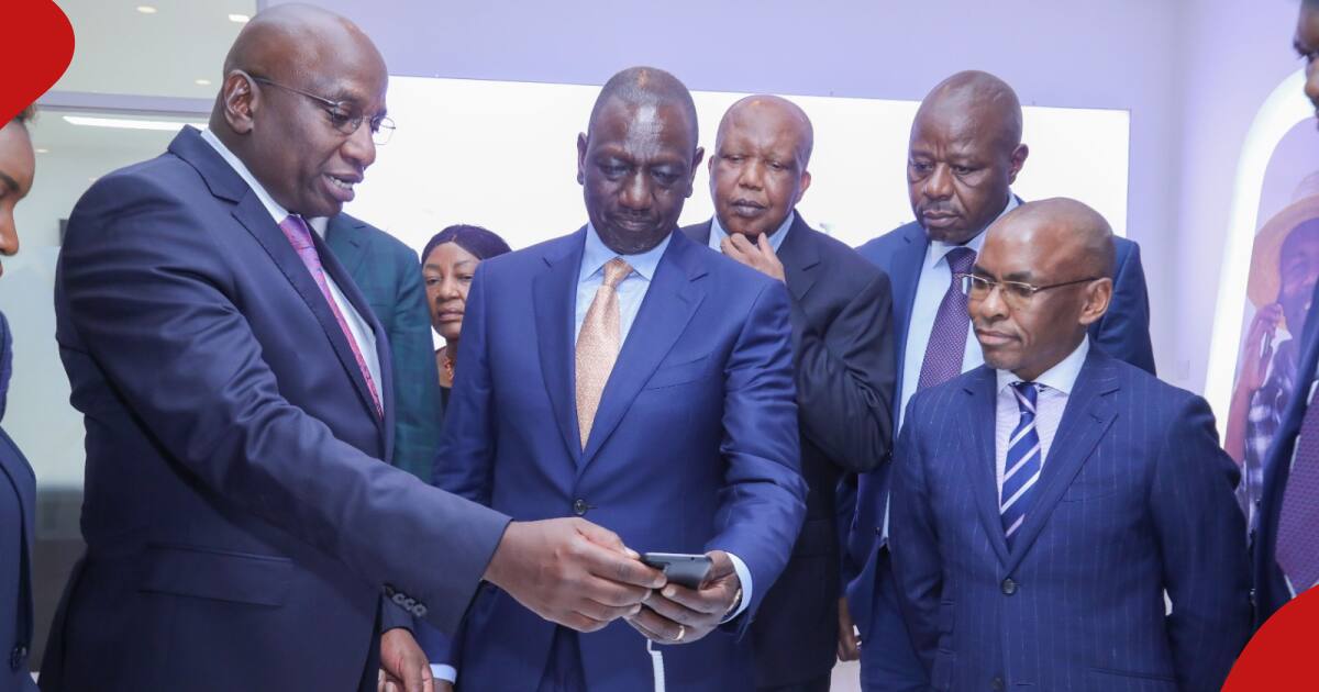 William Ruto Unveils Kenya's First KSh 7k Smartphone Assembling Plant ...