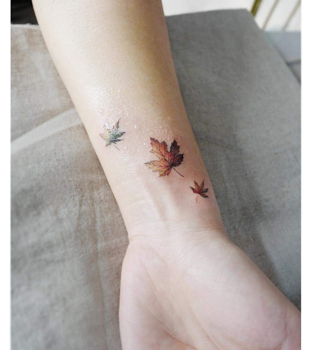 Autumn Leaves – TattooIcon