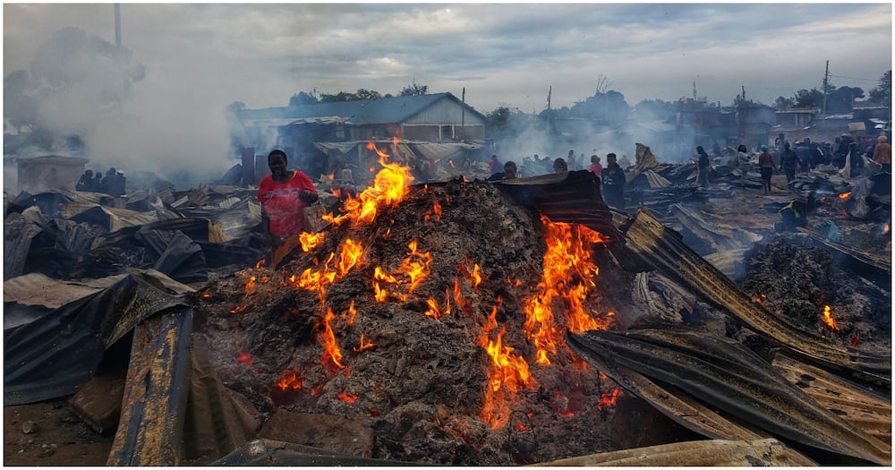 Toi Market on fire. Photo: Karali Pics.