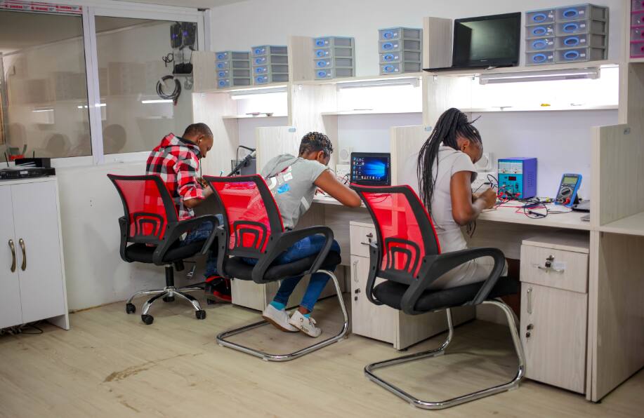 Amazing Nairobi shop using state of the art technology to repair phones, computers