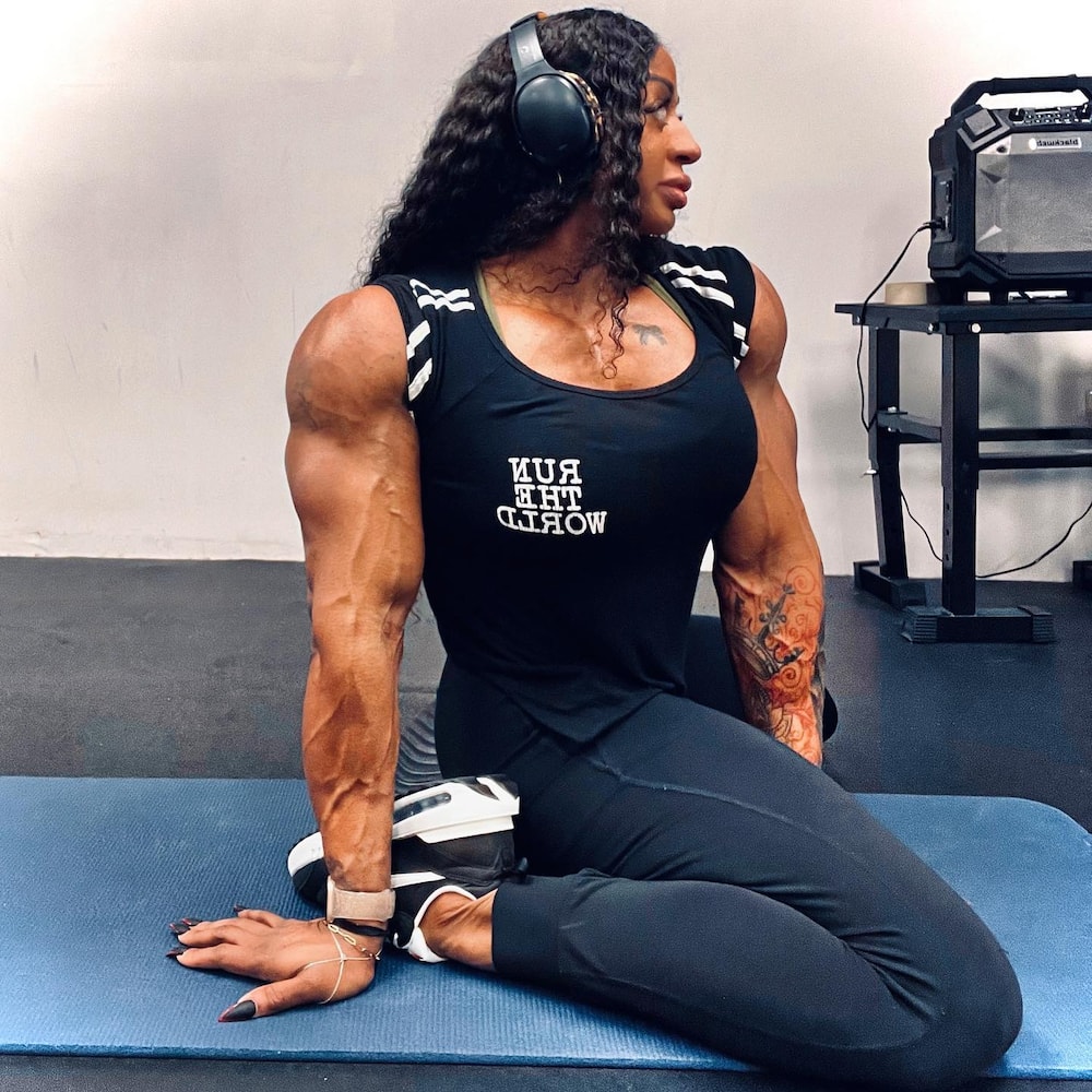 Renee Enos - Greatest Physiques