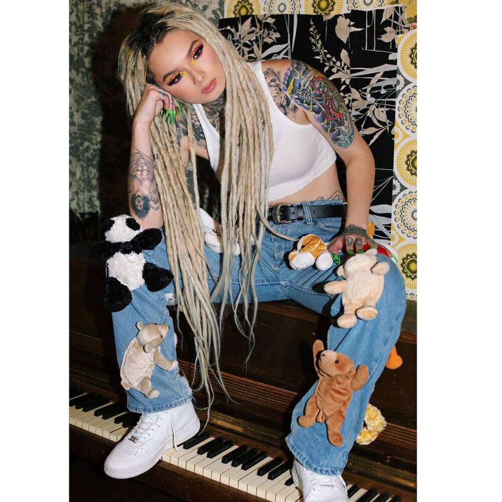 Zhavia Ethnicity, nationality, parents, siblings, background