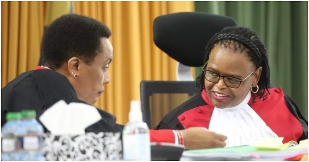 Chief Justice Martha Koome (r) and her deputy Philomena Mwilu. Photo: The Judiciary.