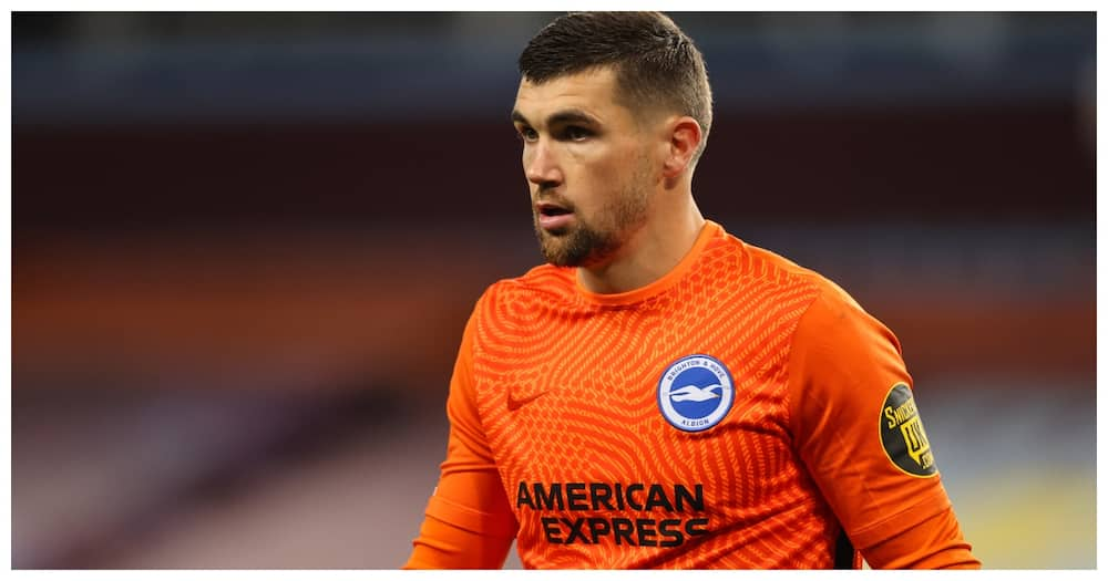 Arsenal sign Brighton goalkeeper Matt Ryan on loan for remainder of the season