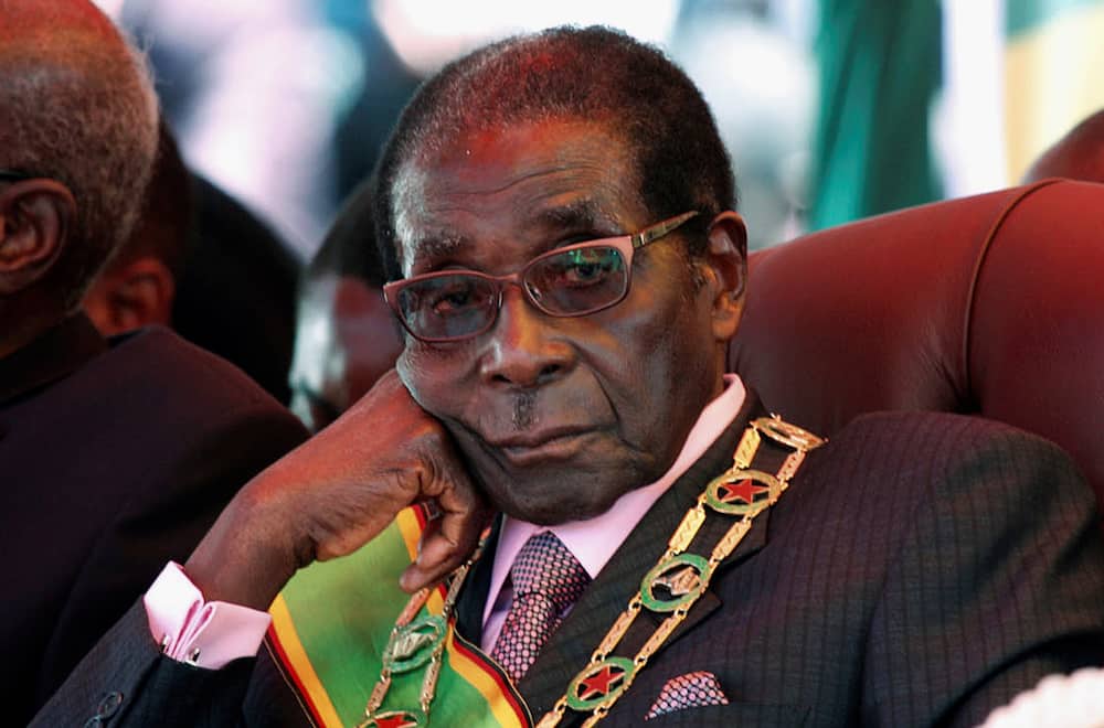 Former Zimbabwe president Robert Mugabe to be buried at his home