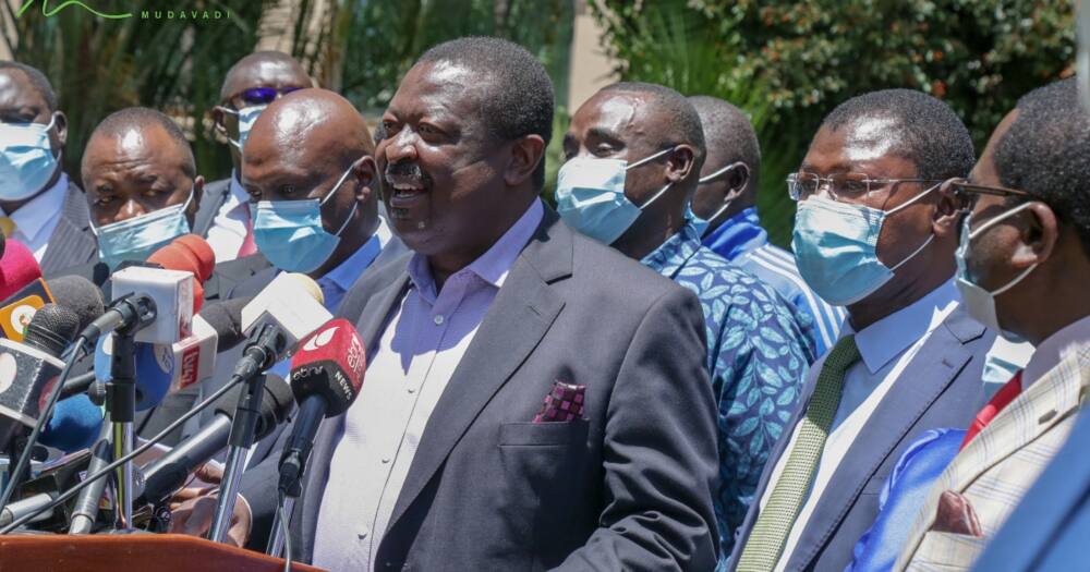 Musalia Mudavadi Amsuta Raila, Asema ni Msaliti Katika Siasa