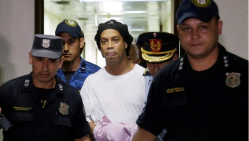 Reprieve for Brasilian star Ronaldinho as World Cup winner released from prison