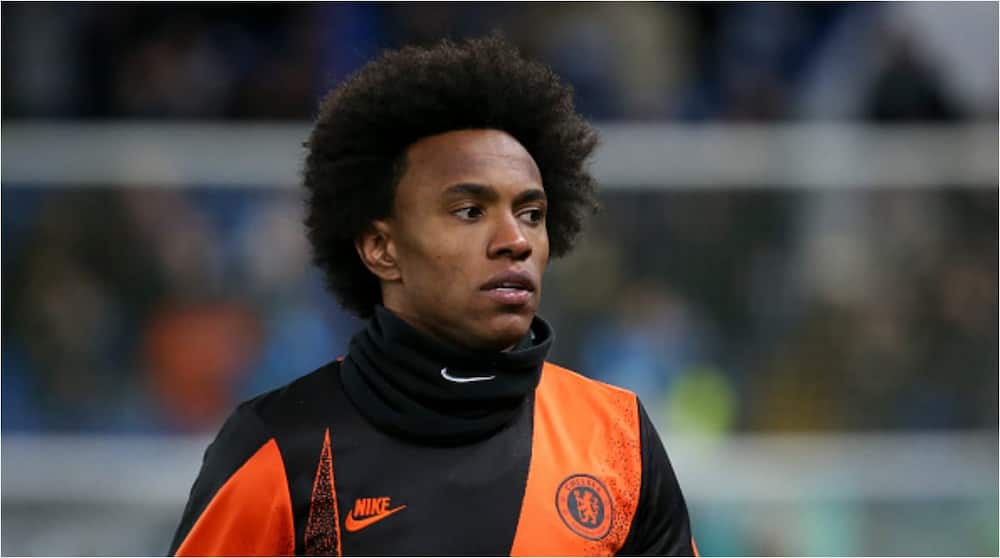 New Arsenal signing Willian narrates how ex-team mate begged him to join Arsenal