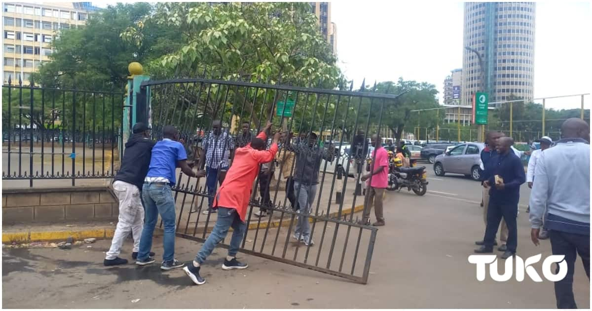 Nairobi MCAs Break Into Supreme Court Parking Lot As Row Escalates ...