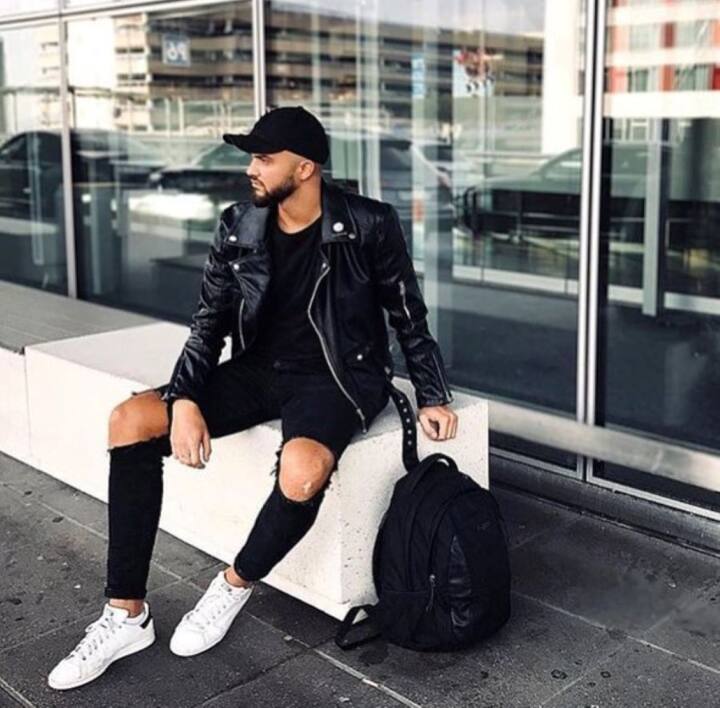 80+ black clothes caption for Instagram to capture your mood - Tuko.co.ke