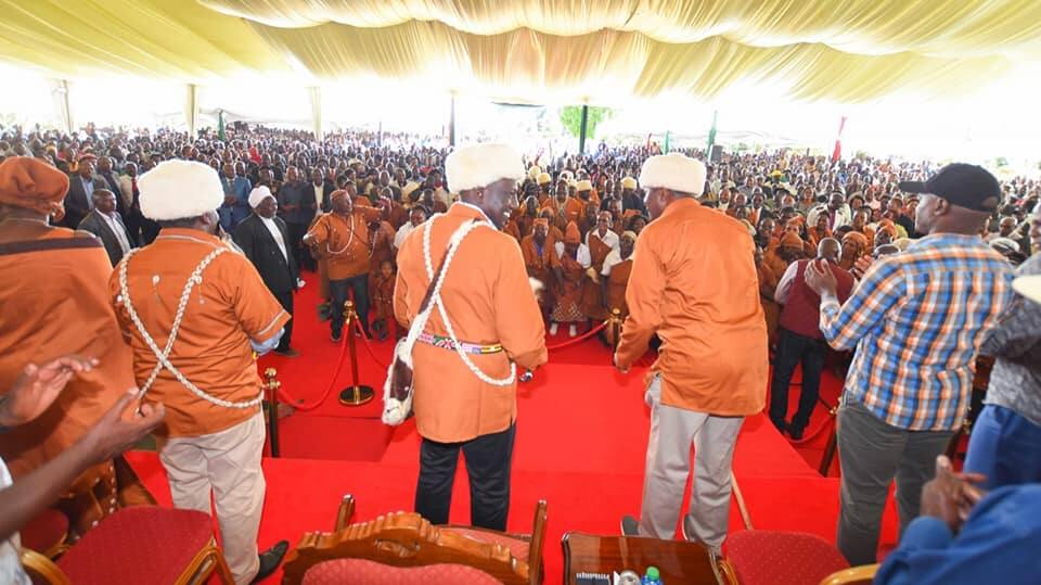 Kikuyu elders want William Ruto to stop donning their traditional attire to political events